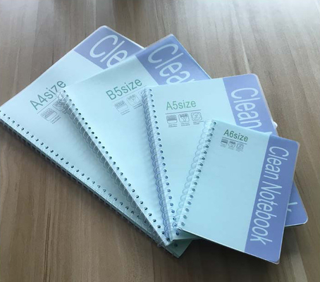 O ESD que lê o PVC das folhas dos acessórios 50 da sala de limpeza A5 cobre blocos de notas espirais