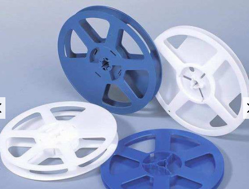 Tubo ESD de PVC transparente para embalagens de módulos de alimentação de carga leve com dimensões estáveis e boa resistência ao impacto