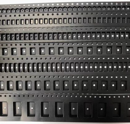 Faixa de transporte estática dissipativa em relevo perfeita para embalagens de componentes eletrônicos de 4mm pitch