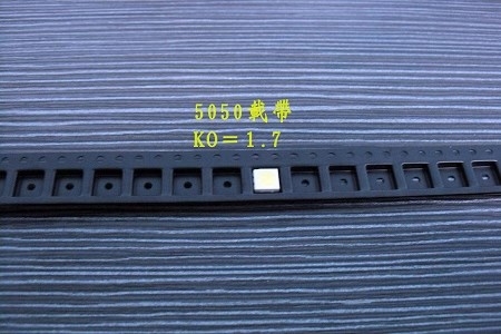 Fita de empacotamento gravada do ESD, fita 12mm 24mm do portador de Smd 32mm