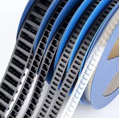 Fita transportadora em relevo para carretéis de plástico, compatível com largura de 8-88mm, comprimento personalizado suportado.