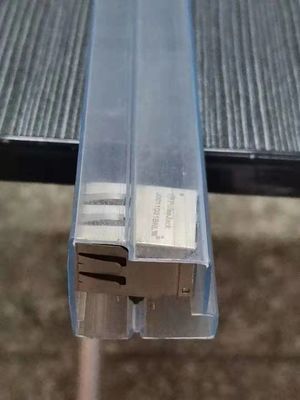 Tubo do quadrado 10e6-10e9 ESD do Pvc, tubos de envio plásticos para componentes eletrônicos