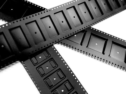 Fita transportadora preta em relevo para SMT - antiestática, material PS/PC/PET, largura de 8-104 mm
